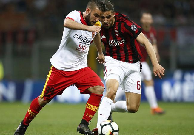 包含贝内文托爆冷取胜，继续保持良好状态的词条