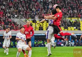 天津主场对决广州，劲敌对碰球场激情飙升